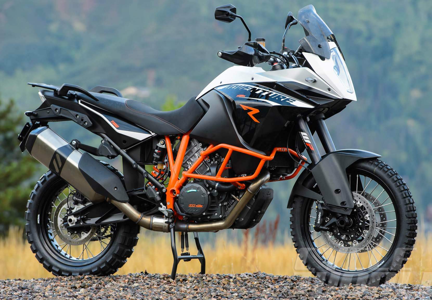 Ktm adventure 1190. КТМ 1190 Adventure. KTM 1190 Adventure r. Мотоцикл KTM Adventure 1190. Мотоцикл КТМ адвенчер 1200.